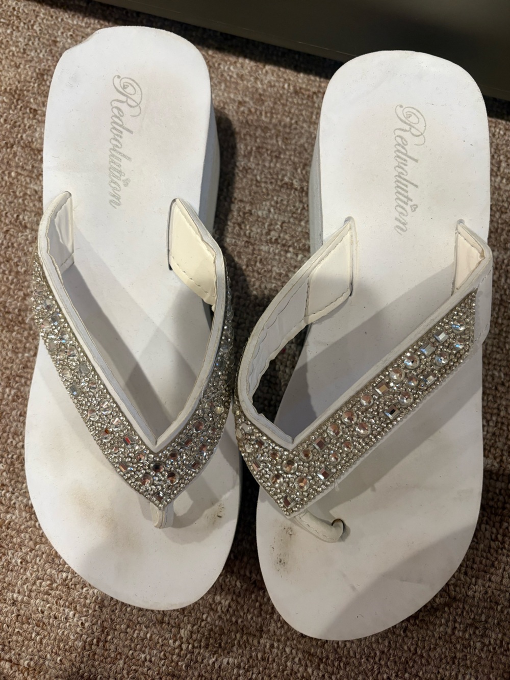 White Embellished Women's Flip Flop Sandals - Sparkle Detail
